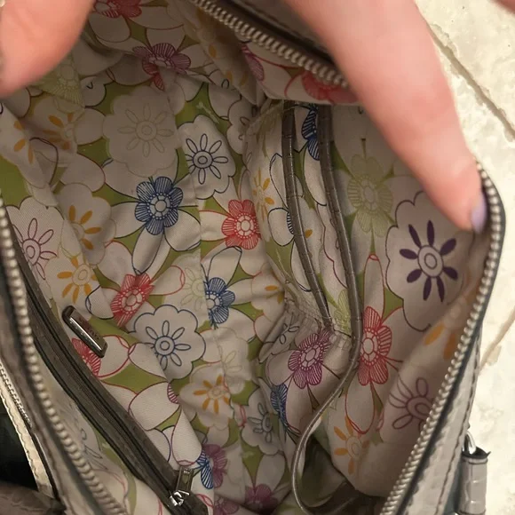 Guess Women's Purse - Black, Cream, and Brown - Picture 7 of 7